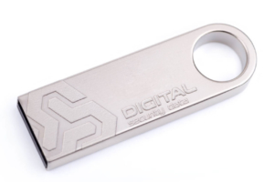 USB Stick Shaft verchromt mit 3D High Gloss Finish